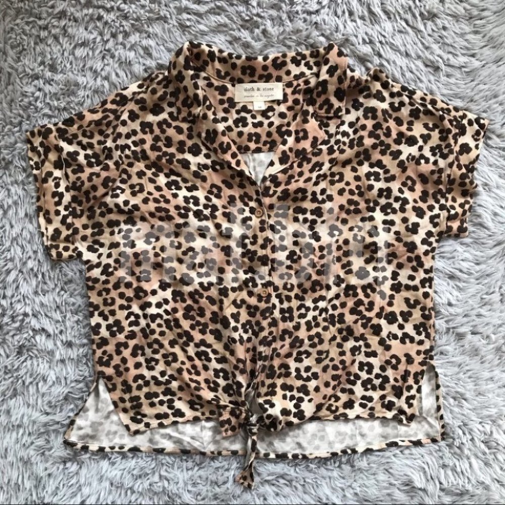 Cloth & Stone Leopard Cheetah Button Down Shirt